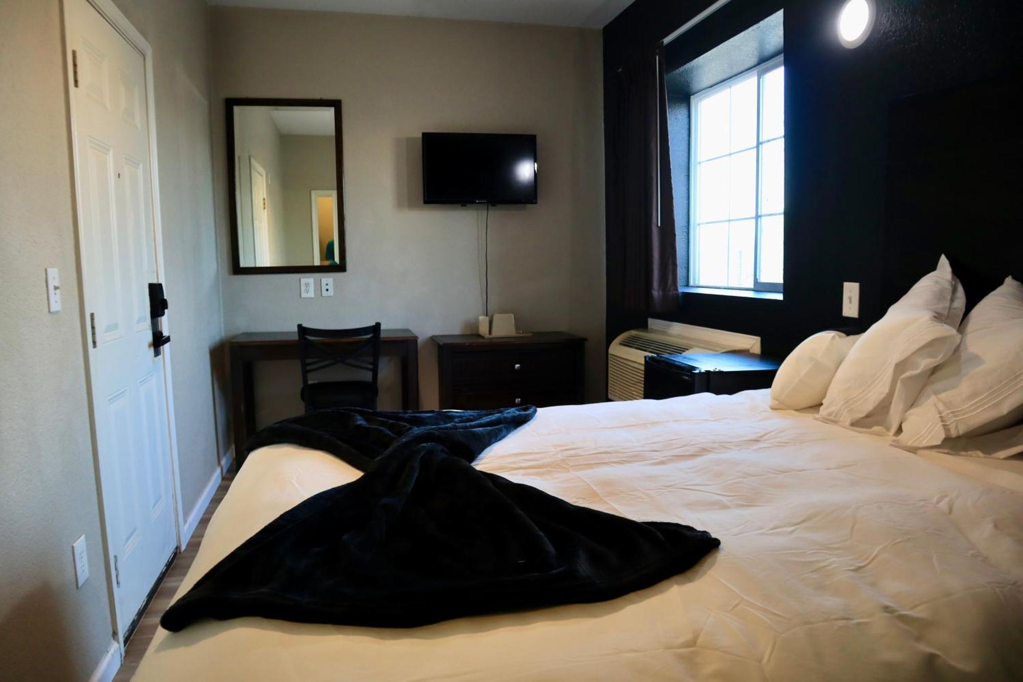 Hotel Dilley Grand ห้อง รูปภาพ